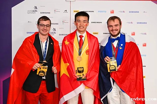 1726786499740482.jpg 2.jpg